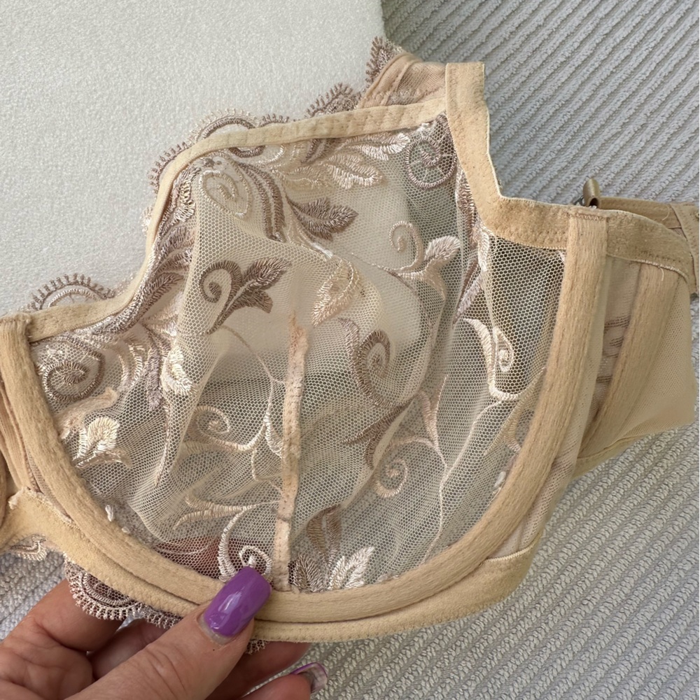 Soma Bra Beige Sheer Lace Underwire Embroidered 40C - Picture 14 of 14